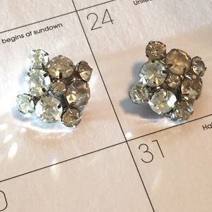 Gorgeous sparkling crystal vintage clipon earrings
